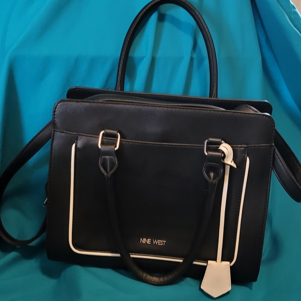 Nine West compartment purse